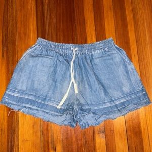 Boutique faux-jean shorts